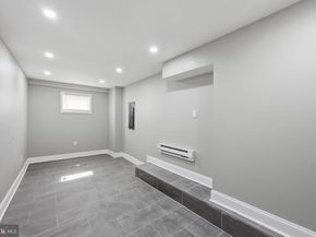 5722 Florence Avenue, Philadelphia PA 19143