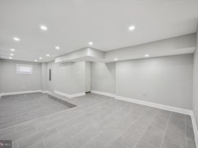 5722 Florence Avenue, Philadelphia PA 19143