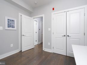 1632 K Street NE PH, Washington DC 20002