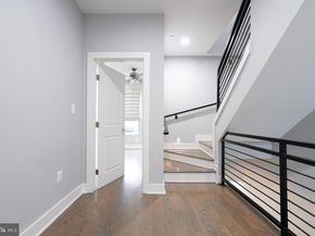 1632 K Street NE PH, Washington DC 20002