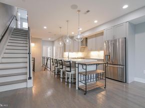 1632 K Street NE PH, Washington DC 20002