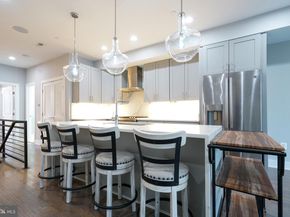 1632 K Street NE PH, Washington DC 20002