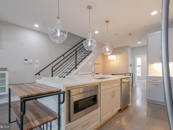 1632 K Street NE PH, Washington DC 20002