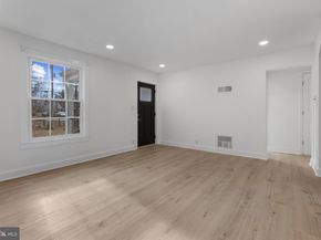 3284 Annandale Road, Falls Church VA 22042