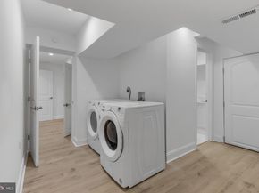 3284 Annandale Road, Falls Church VA 22042