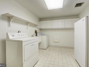 10505 Democracy Lane, Potomac MD 20854