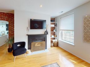102 Church Street 304, Philadelphia PA 19106