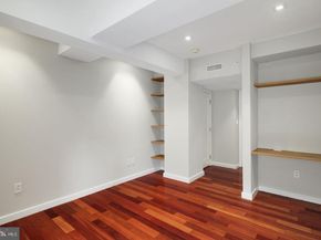 1737 Chestnut Street 301, Philadelphia PA 19103