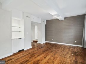 1737 Chestnut Street 301, Philadelphia PA 19103