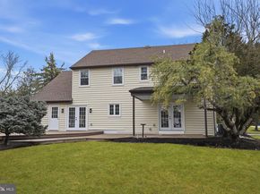 16 Rucker Road, Richboro PA 18954