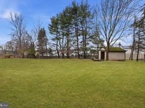 16 Rucker Road, Richboro PA 18954