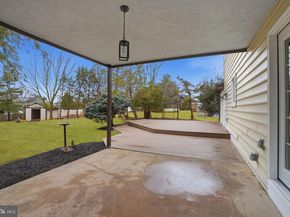 16 Rucker Road, Richboro PA 18954