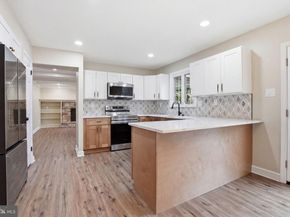 16 Rucker Road, Richboro PA 18954