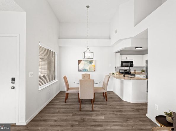 11731 Summerchase Circle 1731E, Reston VA 20194