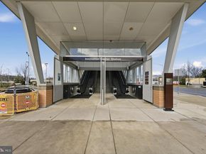 13506 Innovation Station Loop 2B, Herndon VA 20171