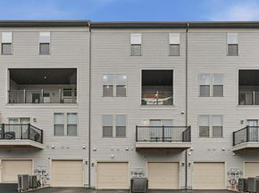 13506 Innovation Station Loop 2B, Herndon VA 20171