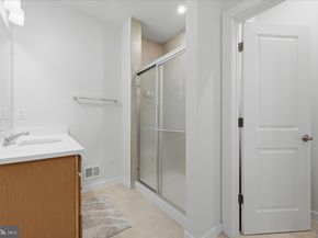 13506 Innovation Station Loop 2B, Herndon VA 20171