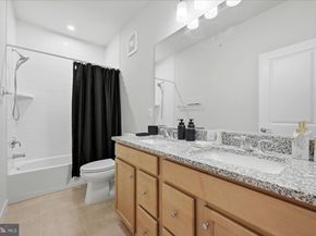 13506 Innovation Station Loop 2B, Herndon VA 20171