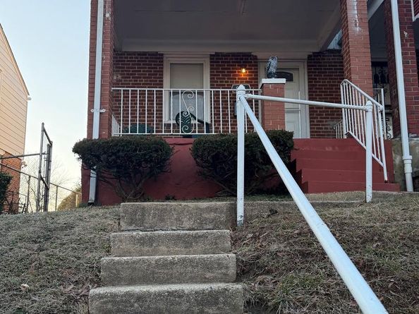 818 Division Avenue NE, Washington DC 20019