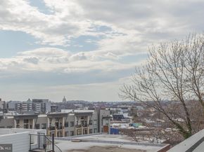 1012 17TH Place NE 7, Washington DC 20002