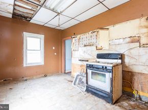 319 W Duncannon Avenue, Philadelphia PA 19120