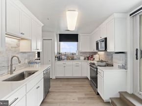 717 S Chris Columbus Boulevard 1102, Philadelphia PA 19147