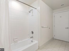 717 S Chris Columbus Boulevard 1102, Philadelphia PA 19147