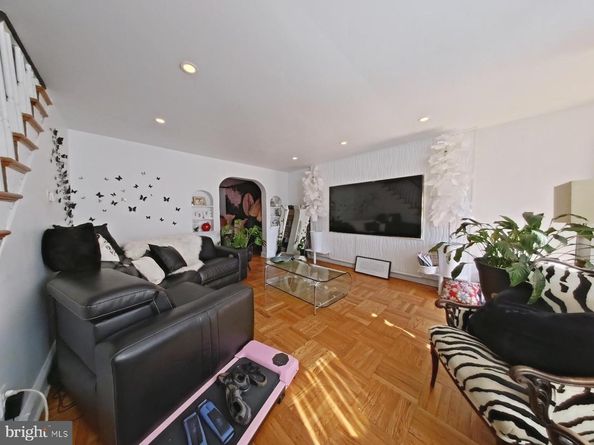 7283 Bradford Road, Upper Darby PA 19082