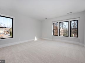 1022 Hillcrest Drive SW, Vienna VA 22180