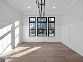 1022 Hillcrest Drive SW, Vienna VA 22180