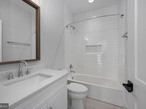 1022 Hillcrest Drive SW, Vienna VA 22180