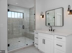 1022 Hillcrest Drive SW, Vienna VA 22180