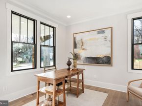 1022 Hillcrest Drive SW, Vienna VA 22180