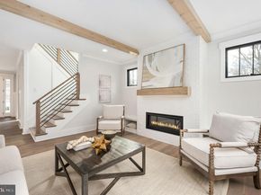 1022 Hillcrest Drive SW, Vienna VA 22180