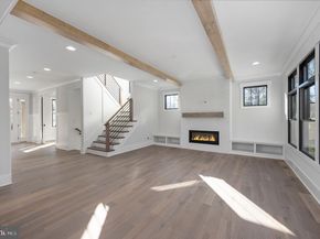 1022 Hillcrest Drive SW, Vienna VA 22180