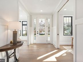 1022 Hillcrest Drive SW, Vienna VA 22180