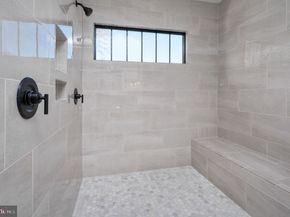 1022 Hillcrest Drive SW, Vienna VA 22180