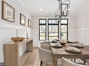 1022 Hillcrest Drive SW, Vienna VA 22180