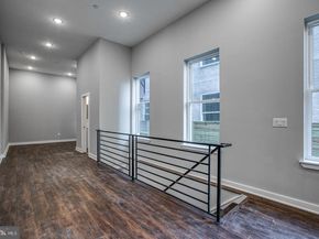 1316 S Broad Street, Philadelphia PA 19146