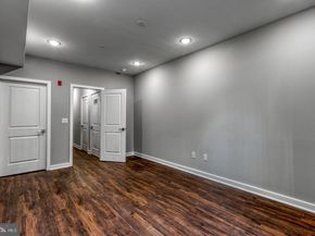 1316 S Broad Street, Philadelphia PA 19146