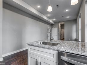 1316 S Broad Street, Philadelphia PA 19146