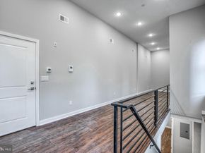 1316 S Broad Street, Philadelphia PA 19146