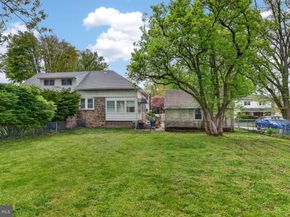 1949 Forrest Avenue, Morton PA 19070