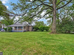 1949 Forrest Avenue, Morton PA 19070