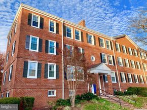 2856 S Buchanan Street B1, Arlington VA 22206