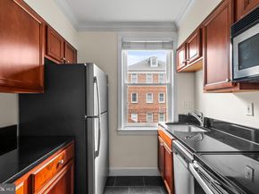 719 S Saint Asaph Street 201, Alexandria VA 22314