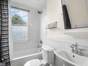 719 S Saint Asaph Street 201, Alexandria VA 22314