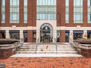 719 S Saint Asaph Street 201, Alexandria VA 22314