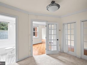 719 S Saint Asaph Street 201, Alexandria VA 22314