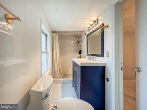 10 Makefield Road, Morrisville PA 19067